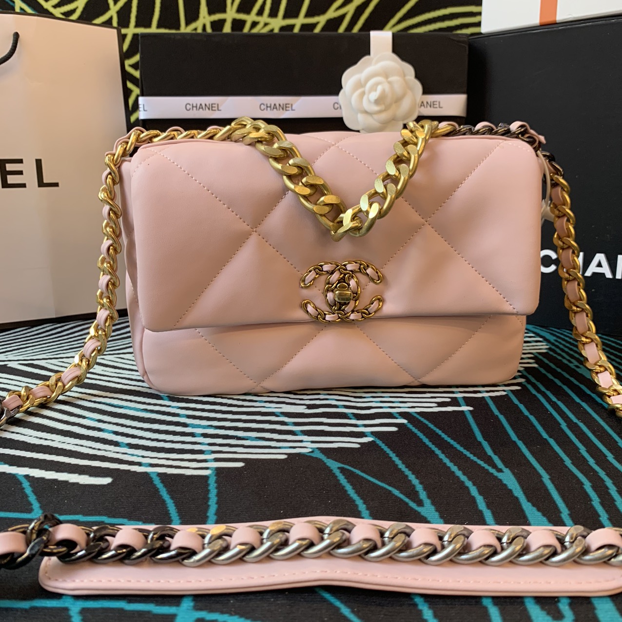 Túi xách Chanel Túi hộp tráng gương xách tay siêu cấp màu trắng và đen